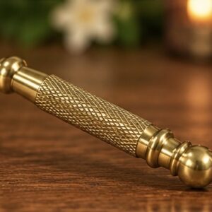 Hosszú nyelű gyertyaoltó – elegáns gyertyakoppintó