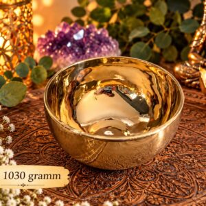 Tibeti hangtál 1030 gramm – Fényes aranyszínű meditációs hangtál hangfürdőhöz és relaxációhoz